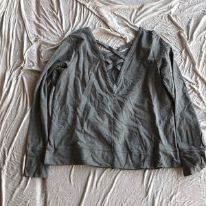 Grey crossing back sweatshirt